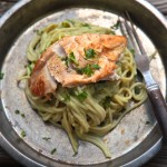Green spaghetti with chicken